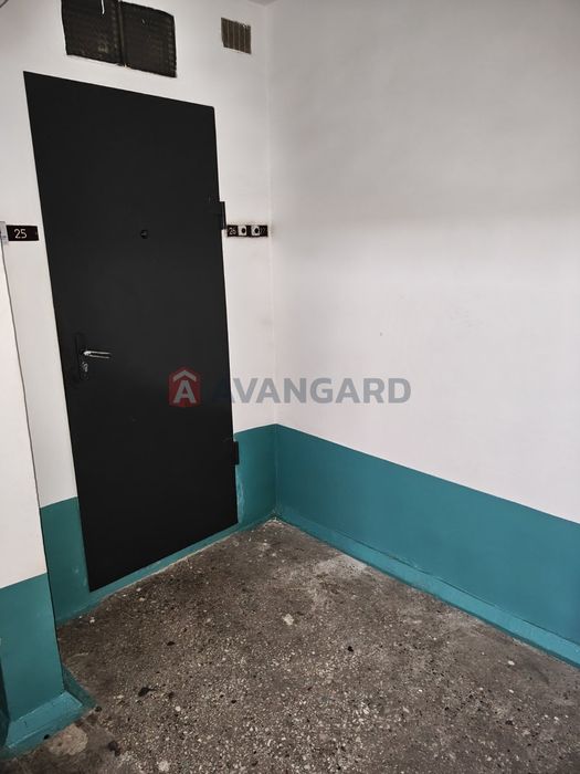 Продаж 1 к кв у Шевченківському рні. Вул.Виробнича,13А. Середн пов.