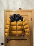 The North Face Nuptse 700 L