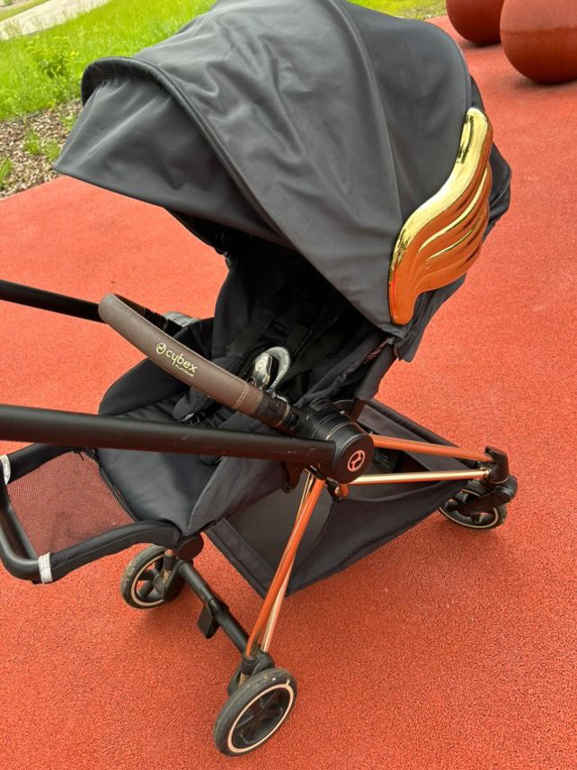 Візочок дитячий Cybex mios чорний