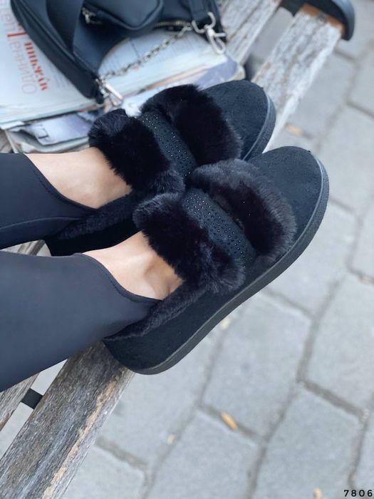 37,38,39,41 р.Зимові автоледі.Бурочки хутряні.Чорні тапочки.Черевики