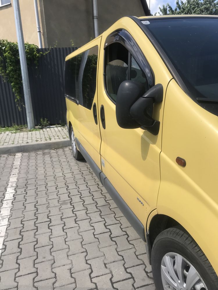 Opel Vivaro 2004р