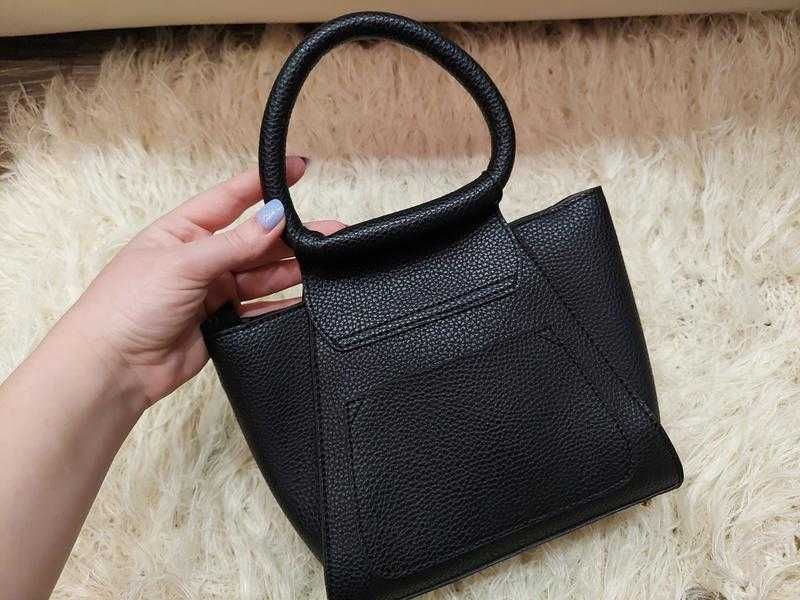 Черная сумочка, тоут сумка средних размеров