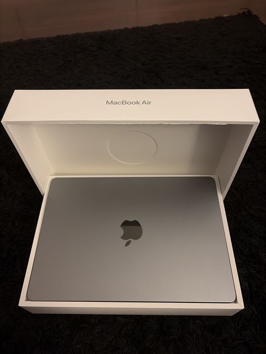 Macbook Air M3 2024 [16gb/512gb]