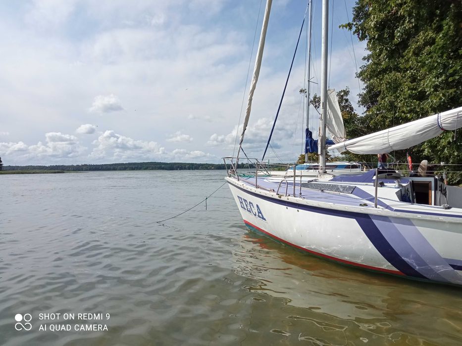 Jacht Tango 730 Sport w dobrym stanie - sprzedam