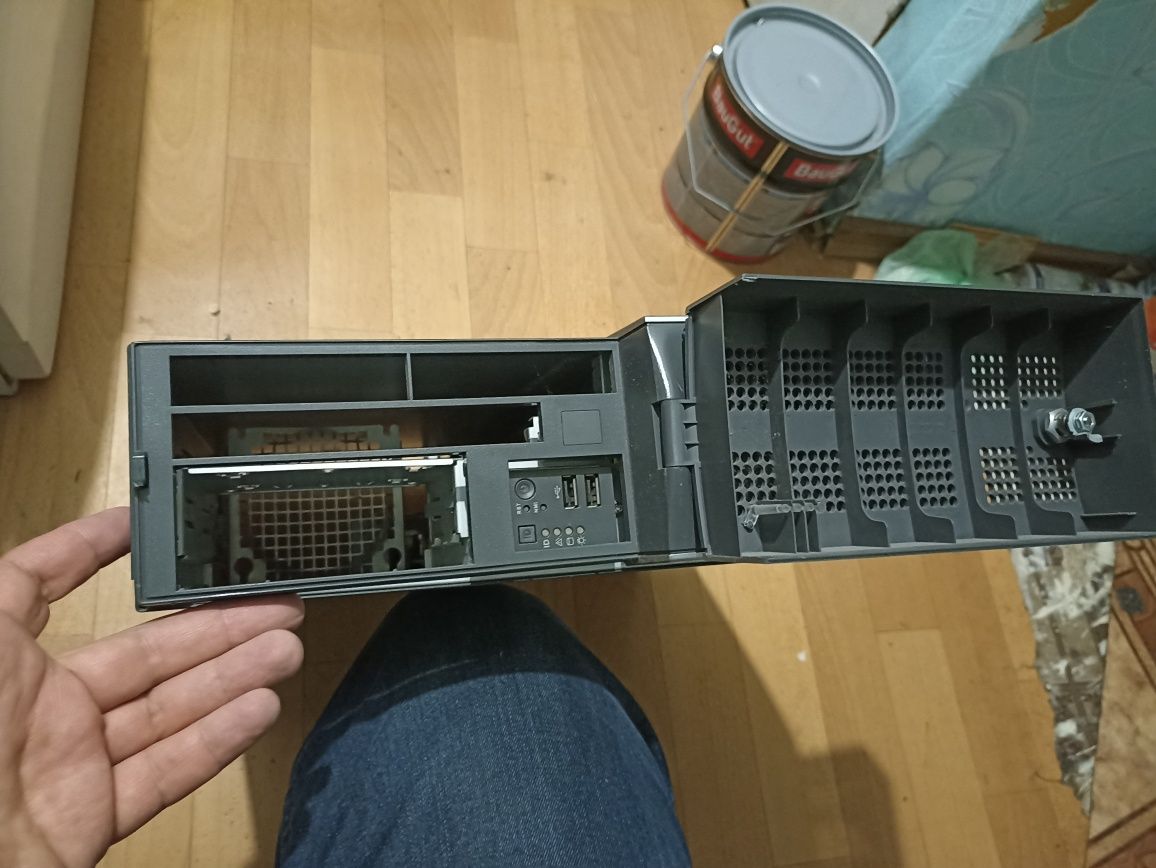 Корпус комп'ютера,сервера Fujitsu Primergy