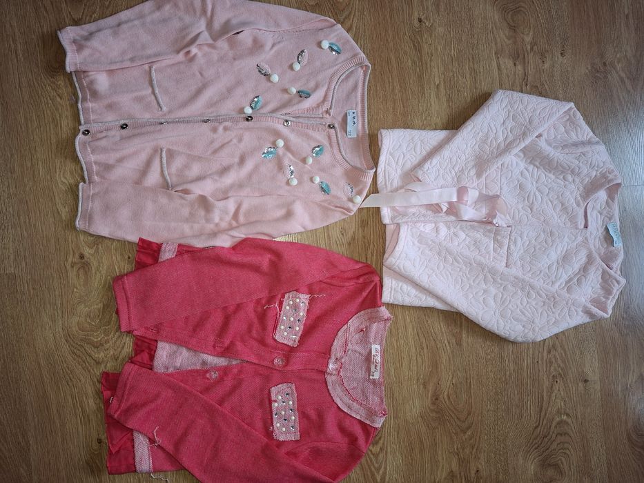 Sweterki dziewczynka różowe rozmiar. 122