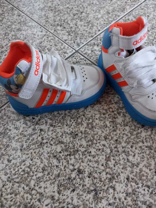 Sapatilhas adidas criança