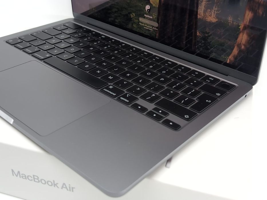 Apple MacBook Air 2022 | A2681  | 8/256SSD | j.NOWY