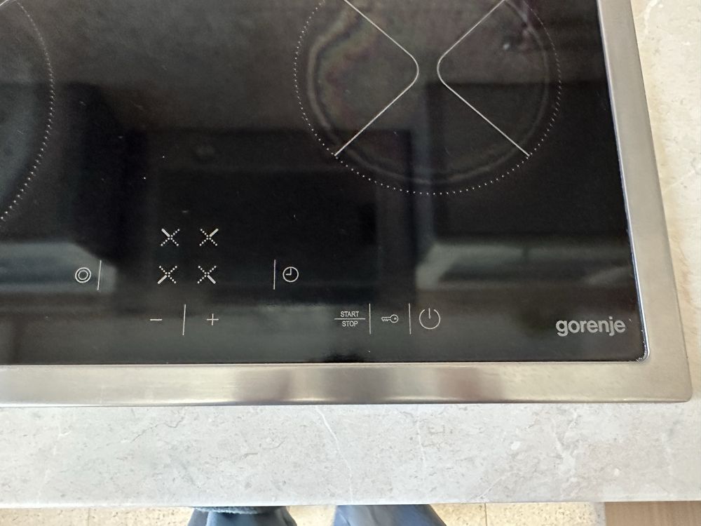 Варильна поверхня електрична Gorenje ECT620BX