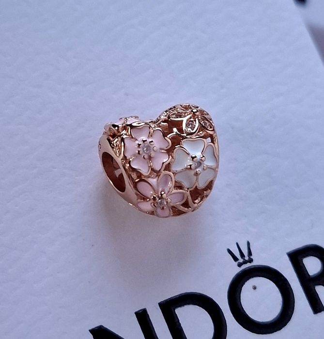 Charms Pandora serce s925