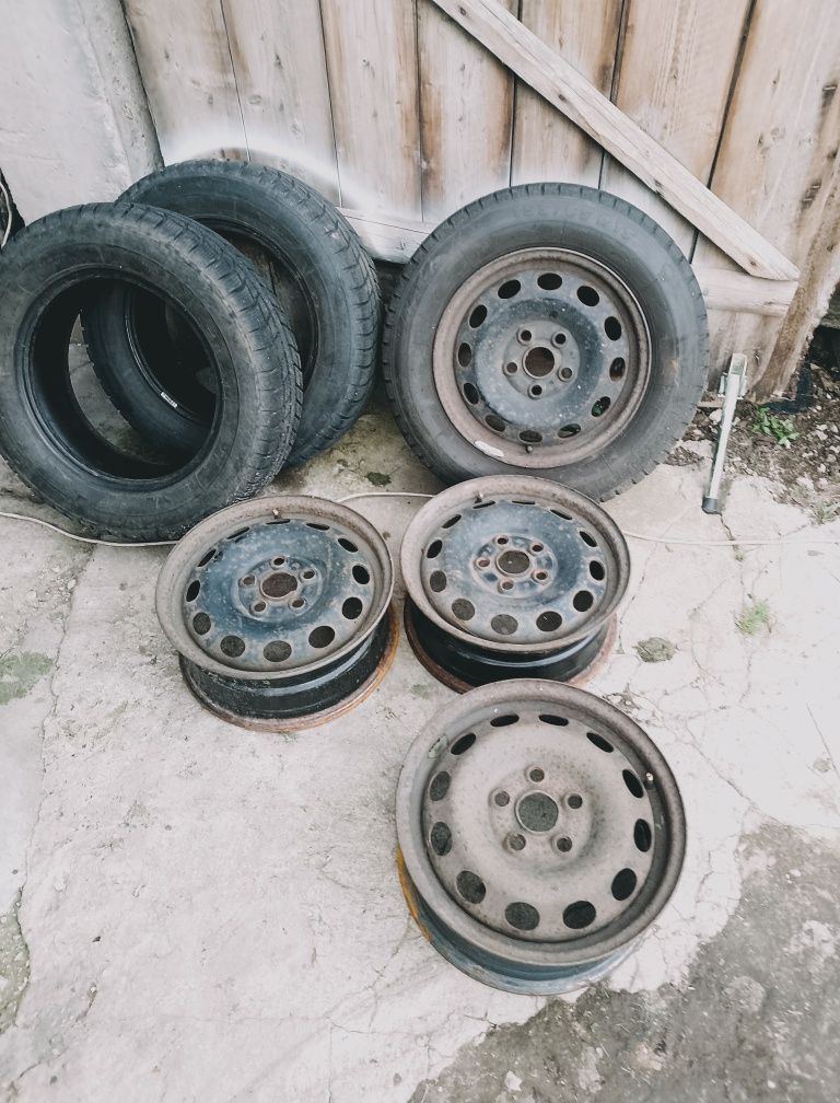Opony plus felgi 195/65/15