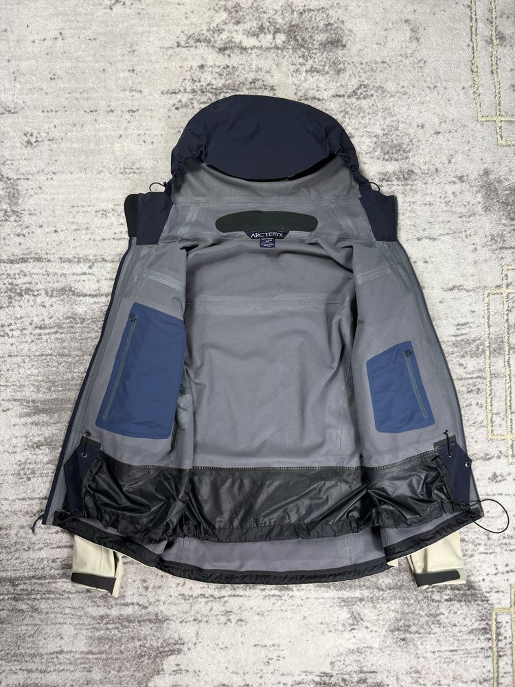 Kurtka trekkingowa Arcteryx Recco Gore-Tex Jacket