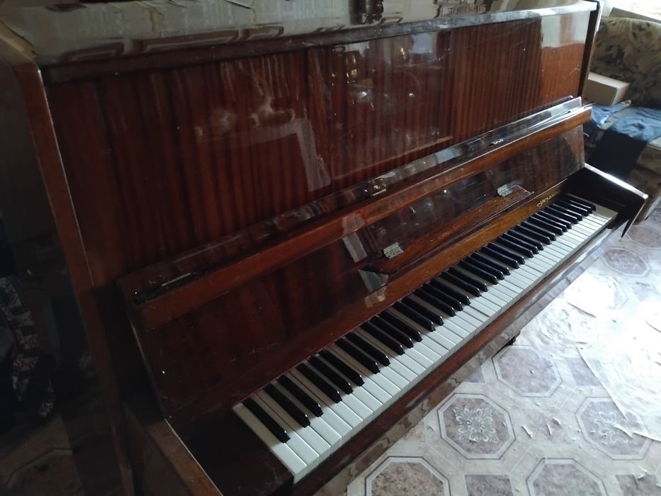 Піаніно, фортепіано Україна, налаштоване