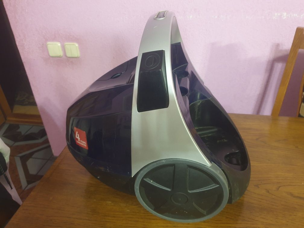 Пилосос Zelmer 829.0 Aquos