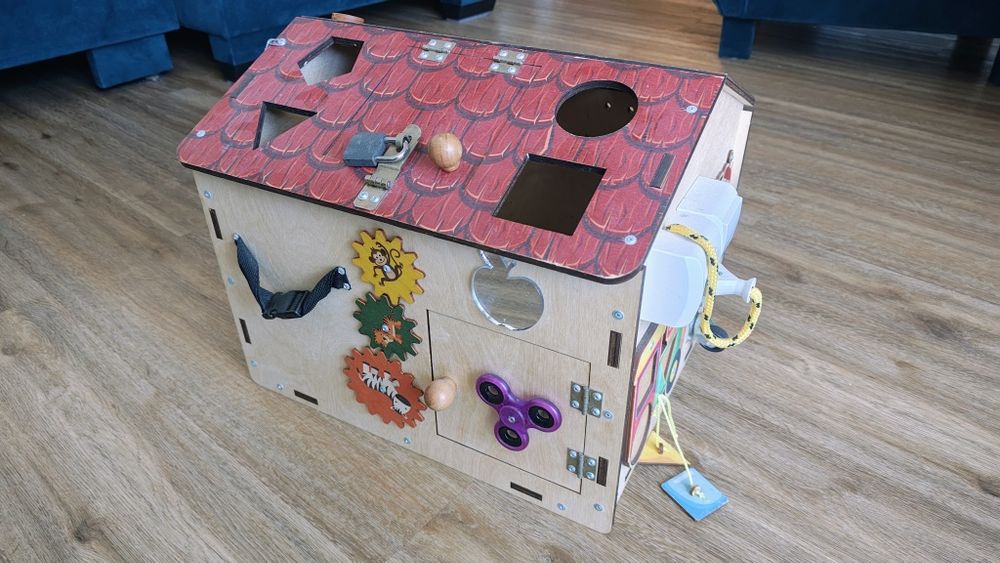 Mój domek tablica manipulacyjna