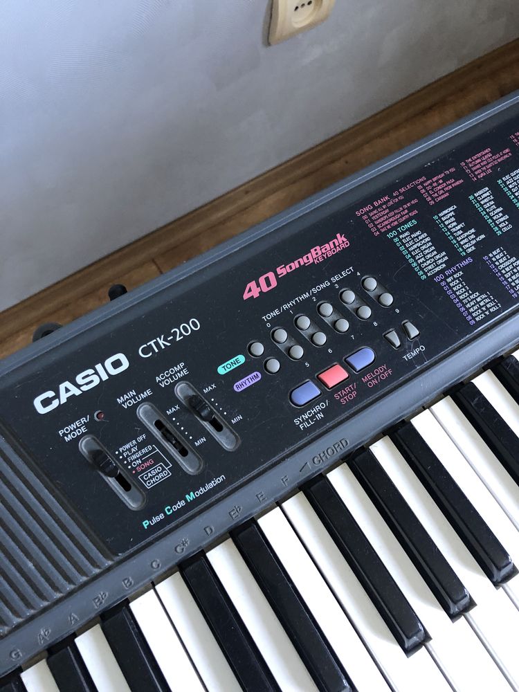 Синтезатор Casio CTK-200