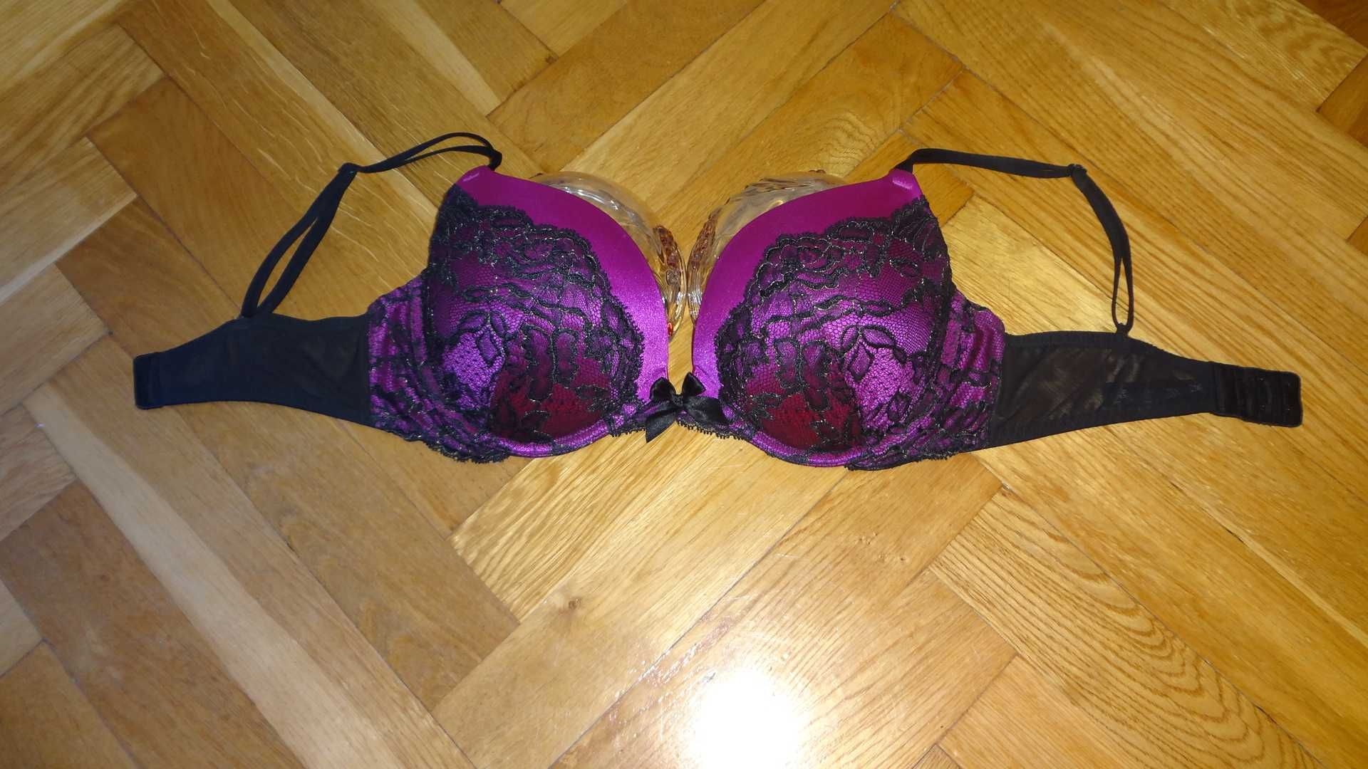 Biustonosz Victoria's Secret 80D push up