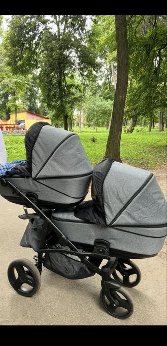 Коляска для двійні bexa