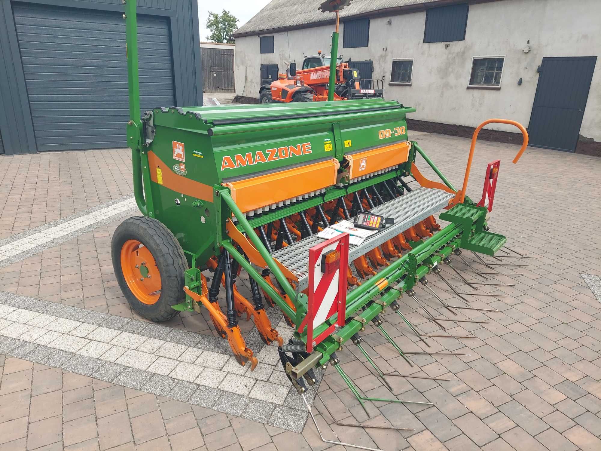 Siewnik AMAZONE  D8 SUPER  D9, szer.3m i talerzowy
