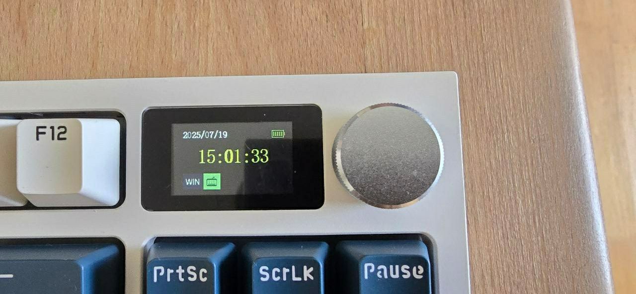 Клавиатура Attack Shark K86 на білих свічах 85%