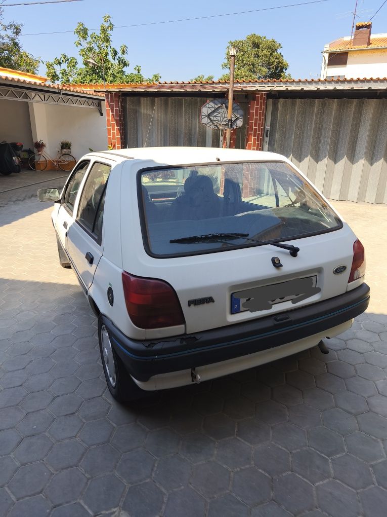 Vendo Ford Fiesta 1.1