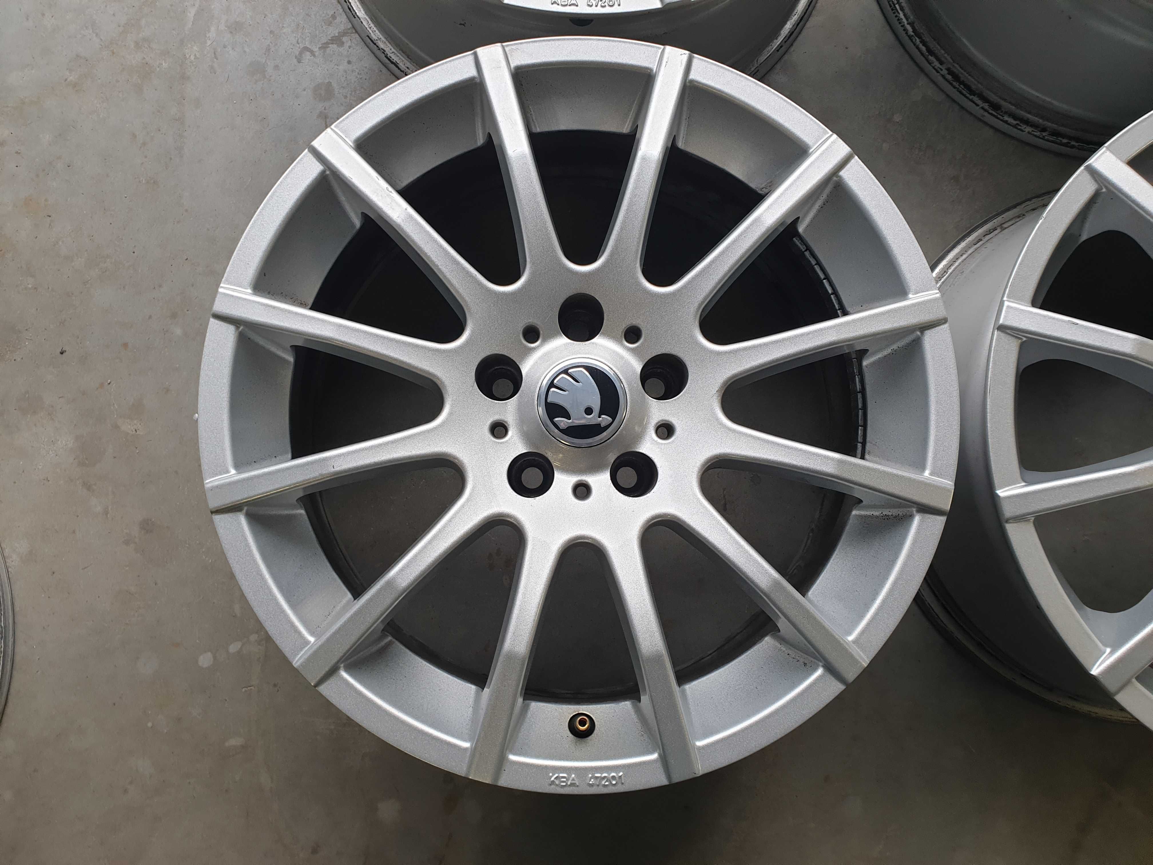 Alufelgi 17" Skoda Octavia II FL III IV VRS SuperB Karoq Scout 5x112