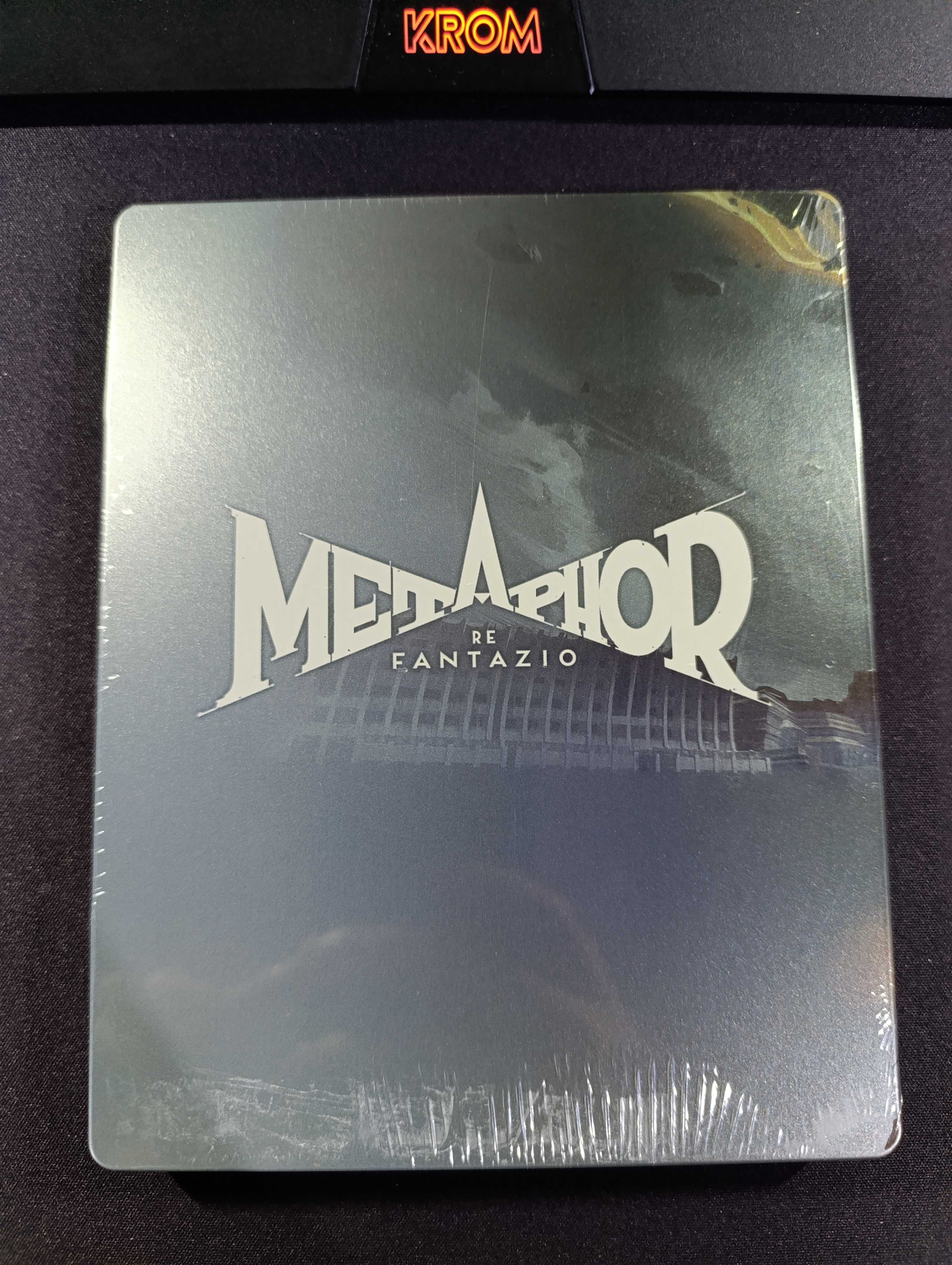 Metaphor Capa Metálica