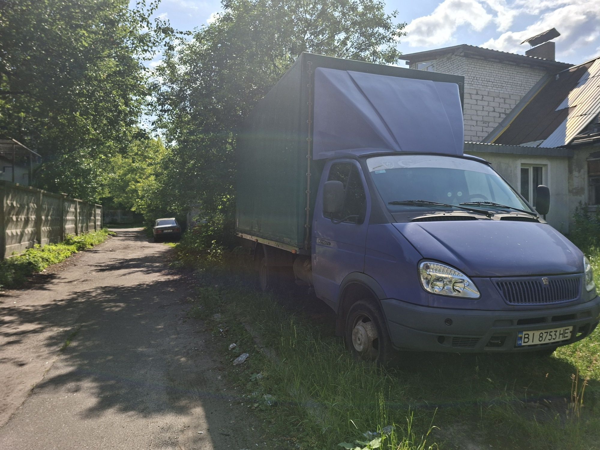 Продам газель длинная база