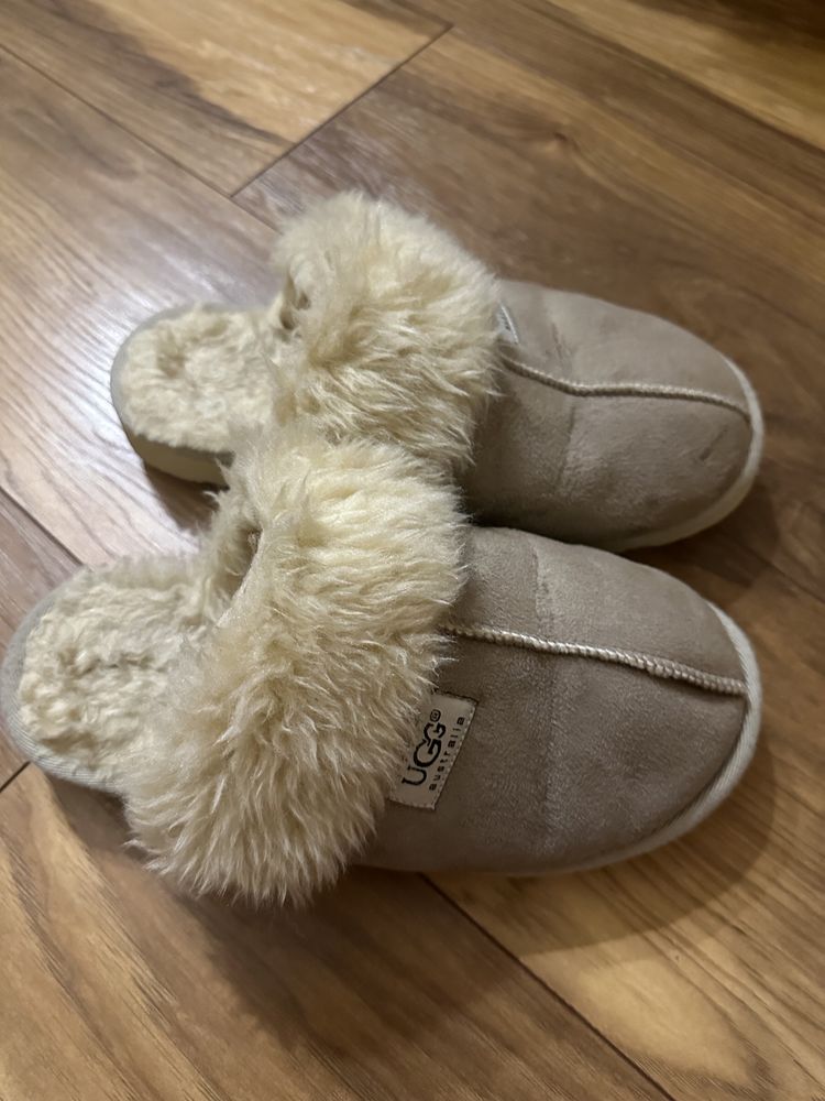 Kapcie UGG rozmiar 40