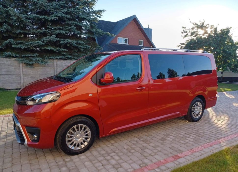 Wypożyczalnia samochodów, BUS 9 osobowy , Toyota Proace, Renault Traf