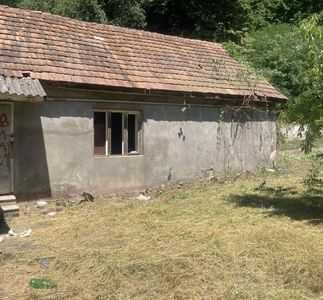 нежитлова будівля лабораторії Хустської районної лікарні,105,6 кв.