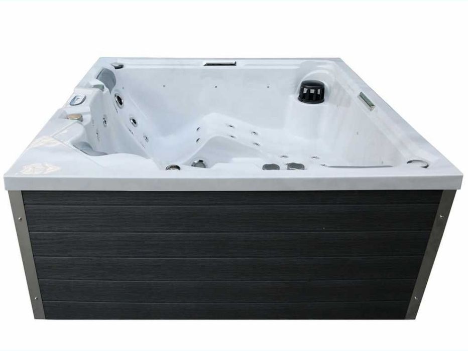 JACUZZI Wanna ogrodowa z hydromasażem Infinitas SE500 GERMANY 12490 €