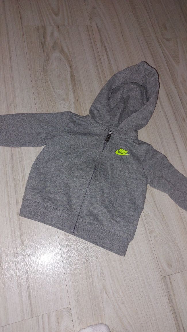 Bluza Nike 62-68cm dla chłopca