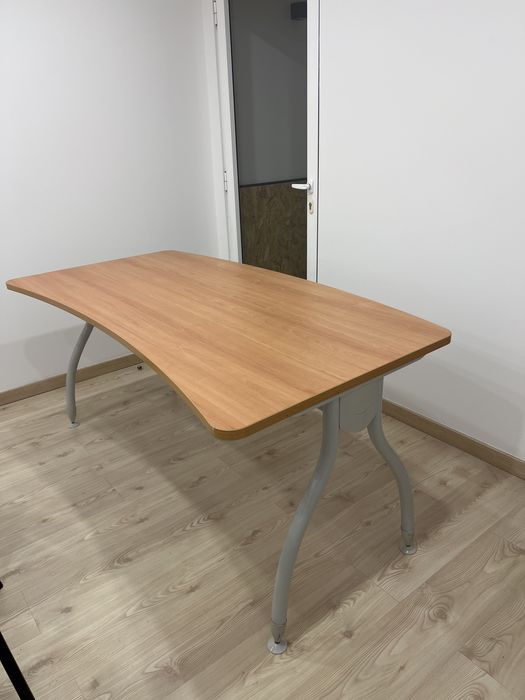 Secretaria escritorio 160cm por 80cm