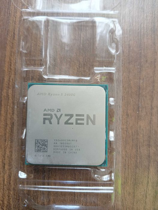 Amd Ryzen 5 2400g + chłodzenie Wraith Spire.