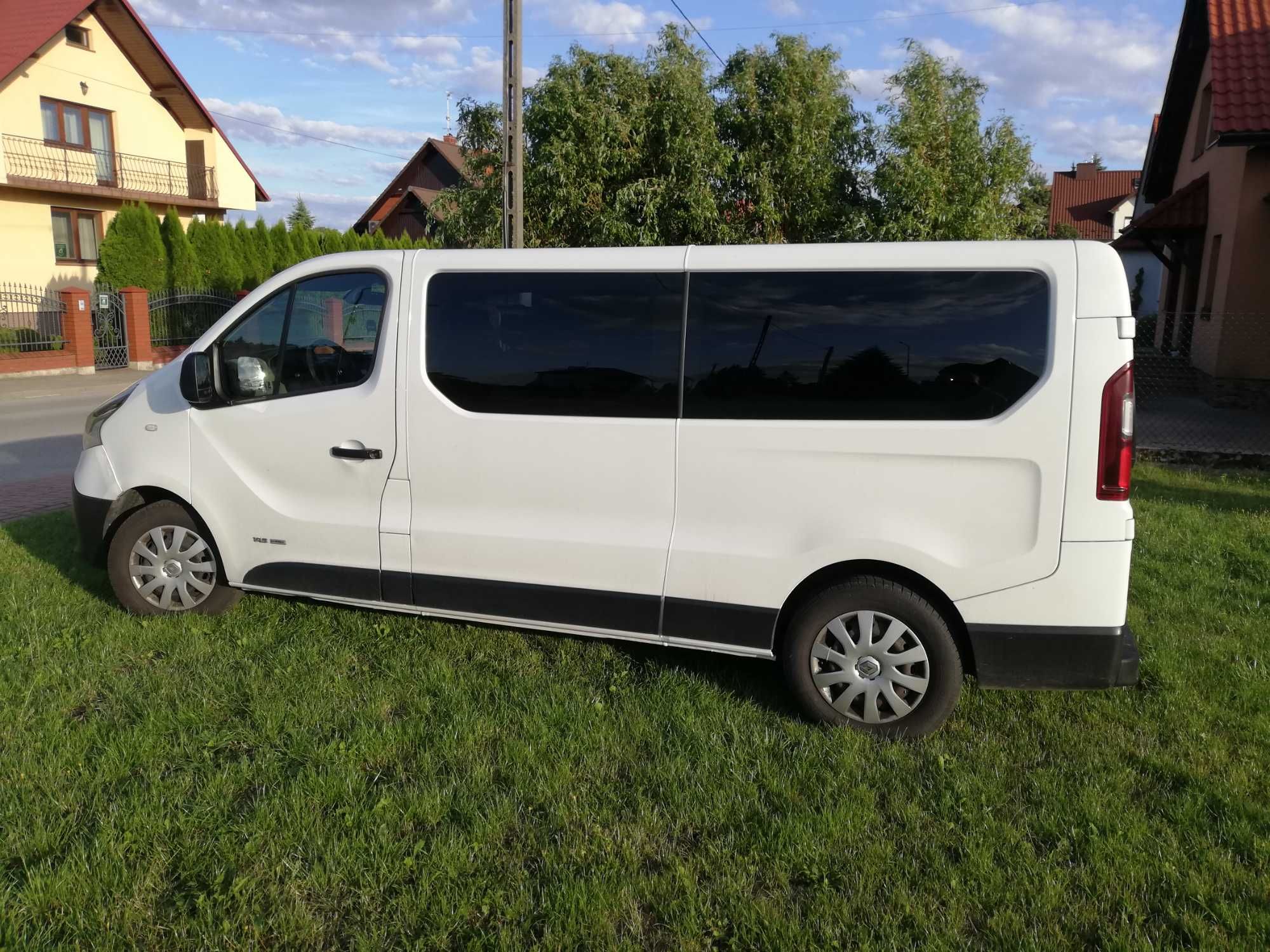 Przewóz osób  usługi transportowe.