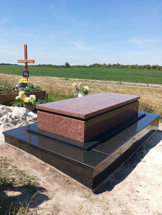 Гранітні лампадки та виготовлення пам'ятників