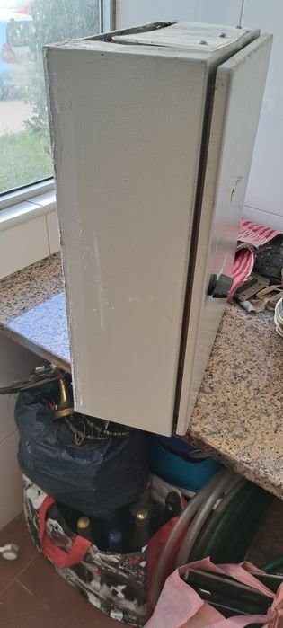 Vendo uma quadro eléctrico