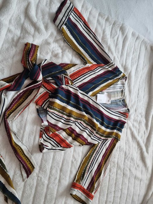 Kolorowa narzutka/kimono Stradivarius