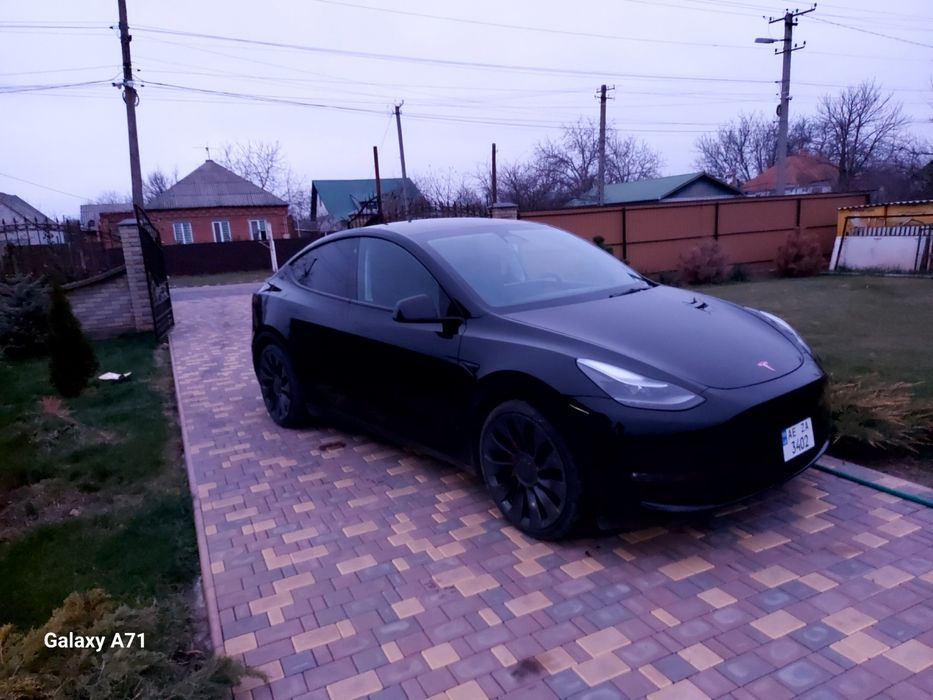 Tesla model y perfomance тесла модел у перфоменс