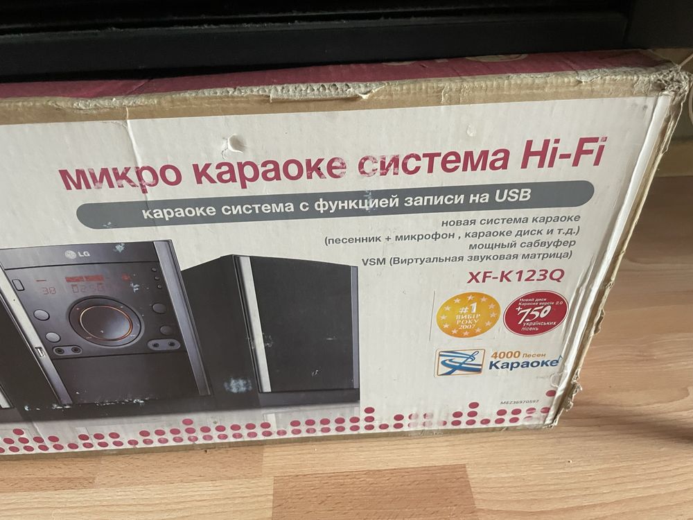 Продаю музыкальный центр+ LG XF-K123Q мини Hi-Fi стерео система.