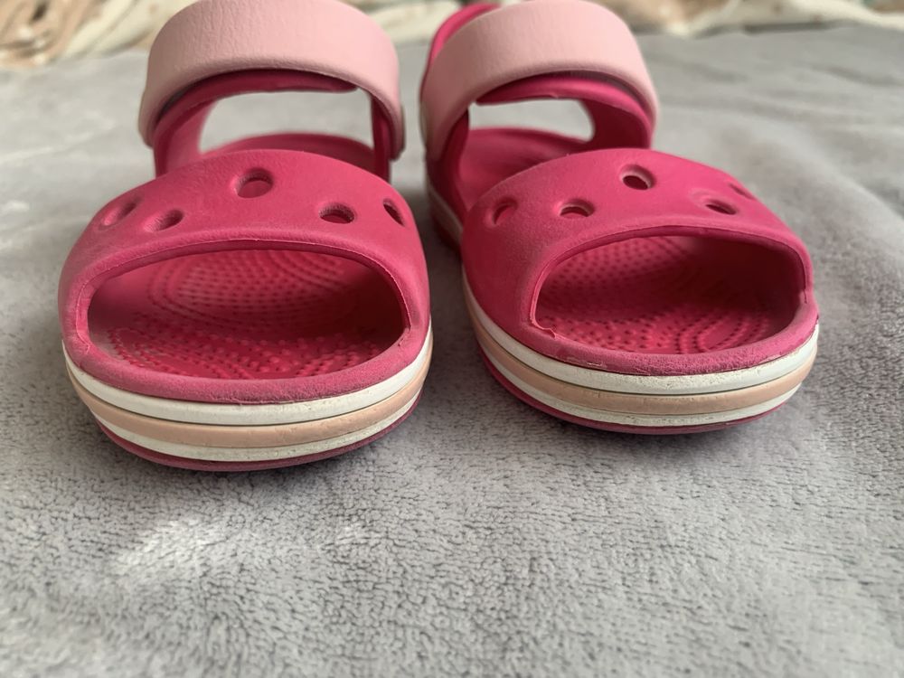 Сандалі Crocs