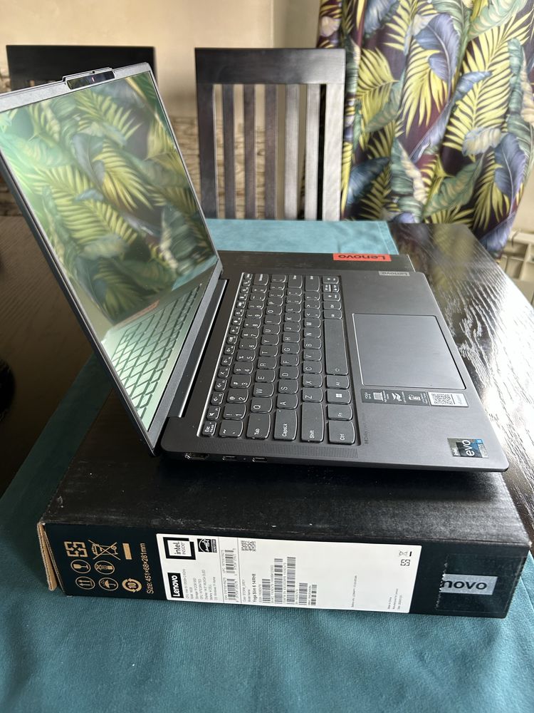 Laptop Lenovo Yoga Slim 6 14IRH8 14 Oled i5-13500H 16GB RAM 512GB SSD