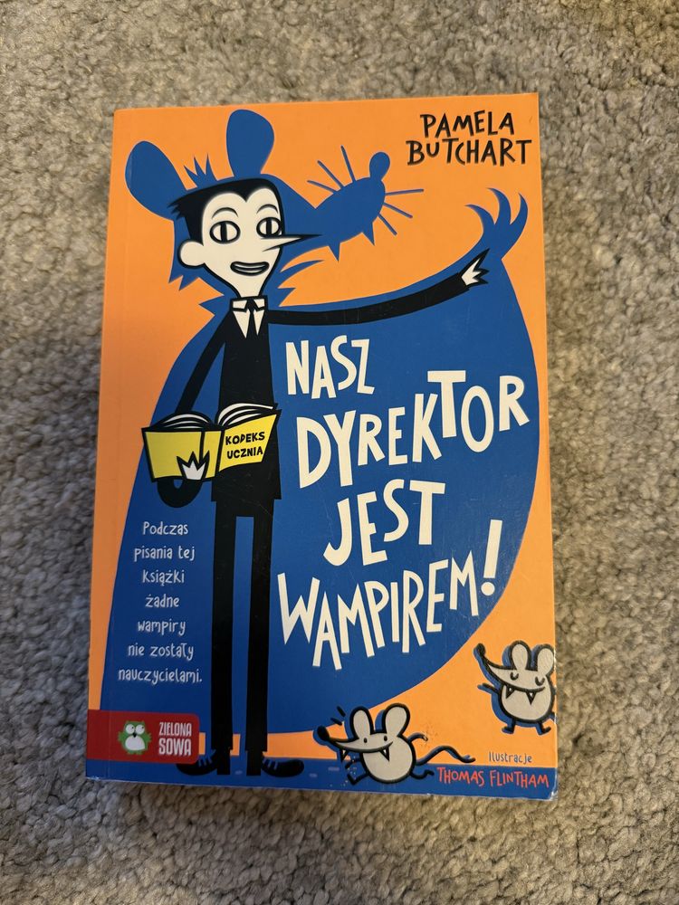Nasz dyrektor jest wampirem