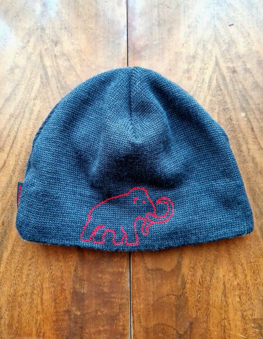 Шапка (Mammut) Made in Germany!  Серая . шерсть .