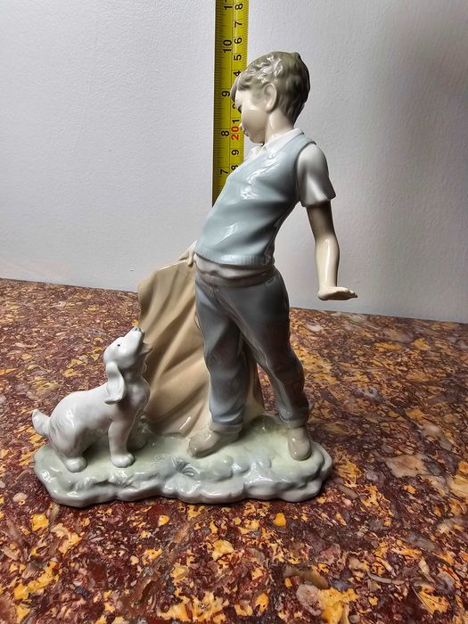 Piękna figurka Porcelana NAO Lladro "Mały toreador 25 cm Hiszpania