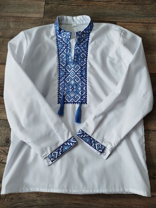 Вишиванка з класичним орнаментом на 10-11 років