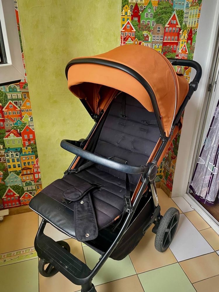 Прогулочная коляска Carrello Bravo