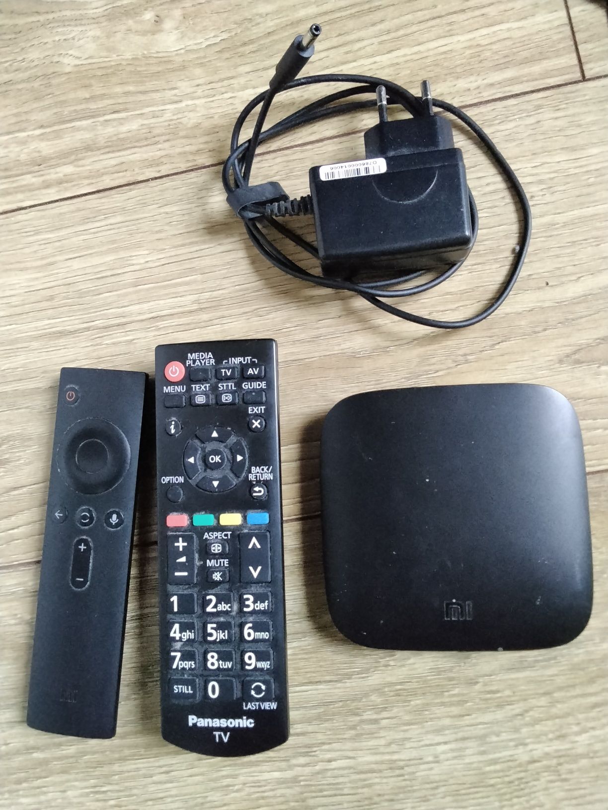 Plazma Panasonic TX P42G10E z mi box 3 gen.