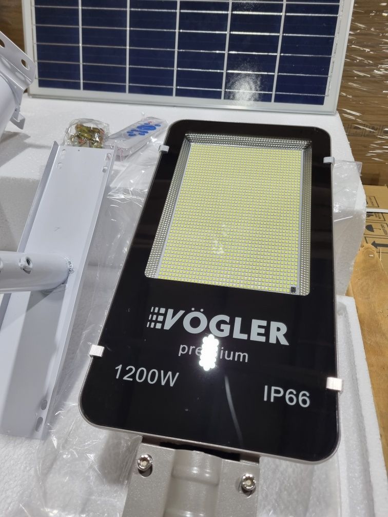 Lampa Solar Uliczna VÖGLER GmBh wersja PREMIUM 1200W